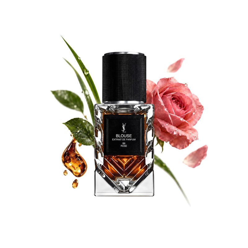 Blouse Extrait d’Yves Saint Laurent, flacon entouré de ses notes clés : Notes balsamiques, Notes vertes et Rose