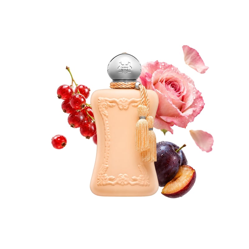 Parfums de Marly Cassili, az üveg és fő illatjegyei: Piros ribizli, Bolgár rózsa és Szilva