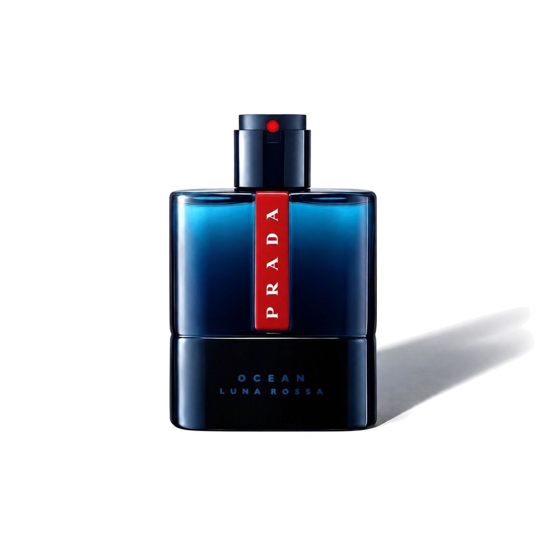 Luna Rossa Ocean de Prada, flacon projetant une ombre douce, photo 1 sur 6